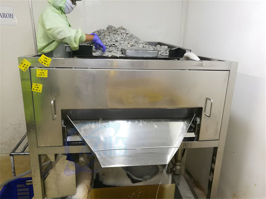 Shrimp debris cleaning and separator machine, shrimp hair roller cleaning machine